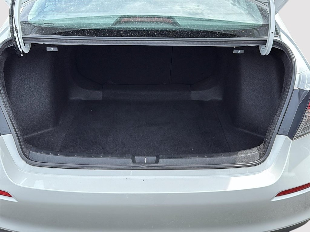 2022 Honda Civic Sedan LX in Drummondville, Quebec - 6 - w1024h768px