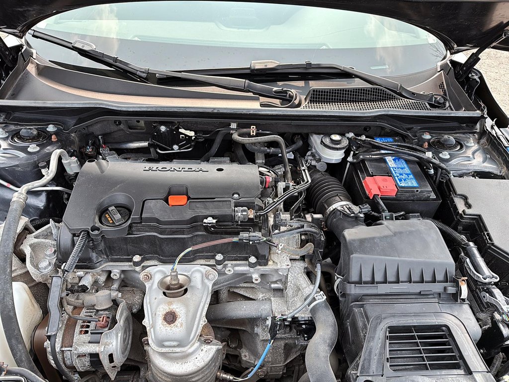 2022 Honda Civic Sedan LX in Drummondville, Quebec - 8 - w1024h768px