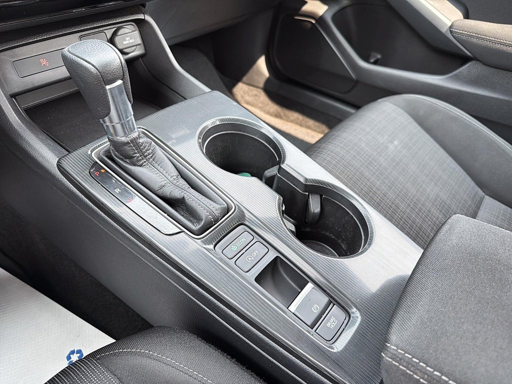2022 Honda Civic Sedan LX in Drummondville, Quebec - 19 - w1024h768px