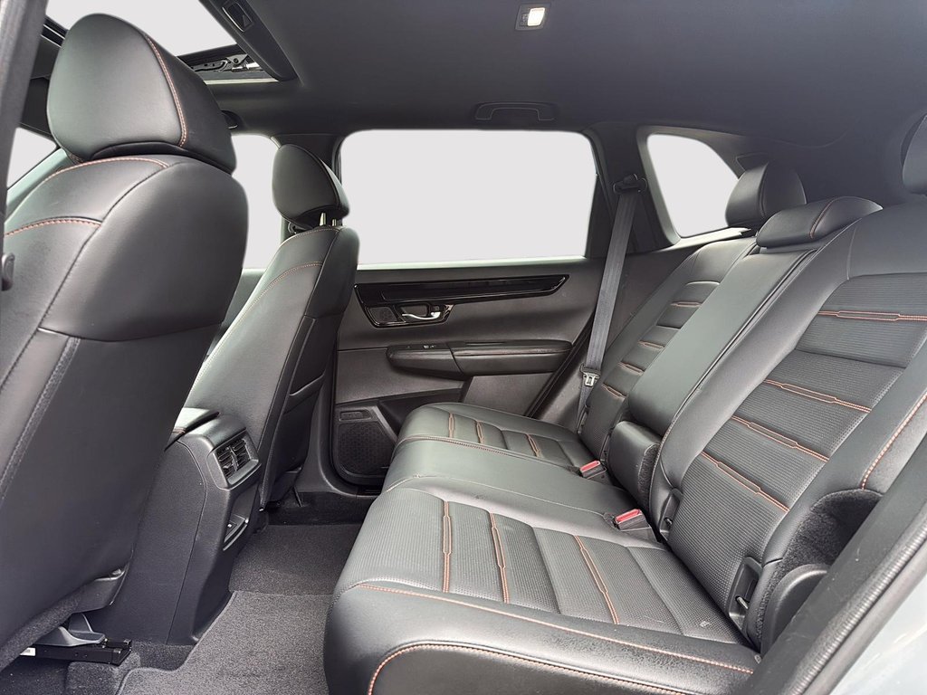 2024 Honda CR-V HYBRID Touring in Drummondville, Quebec - 10 - w1024h768px