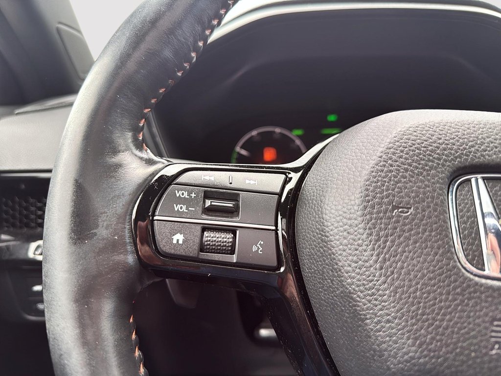 2024 Honda CR-V HYBRID Touring in Drummondville, Quebec - 15 - w1024h768px