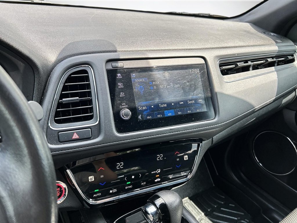 2019  HR-V SPORT in Drummondville, Quebec - 17 - w1024h768px