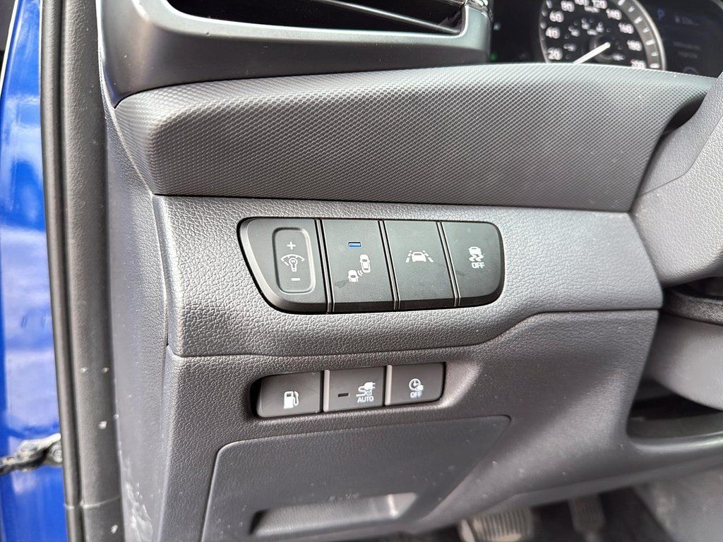 2022 Hyundai Ioniq Plug-In Hybrid Preferred in Drummondville, Quebec - 10 - w1024h768px