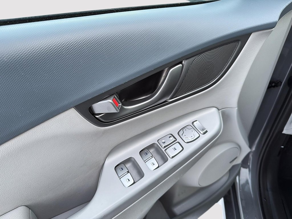 2021 Hyundai Kona Electric Ultimate in Drummondville, Quebec - 10 - w1024h768px