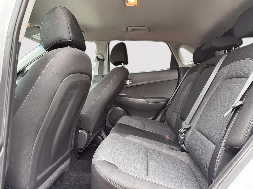 2022 Hyundai Kona Electric Preferred in Drummondville, Quebec - 9 - w1024h768px