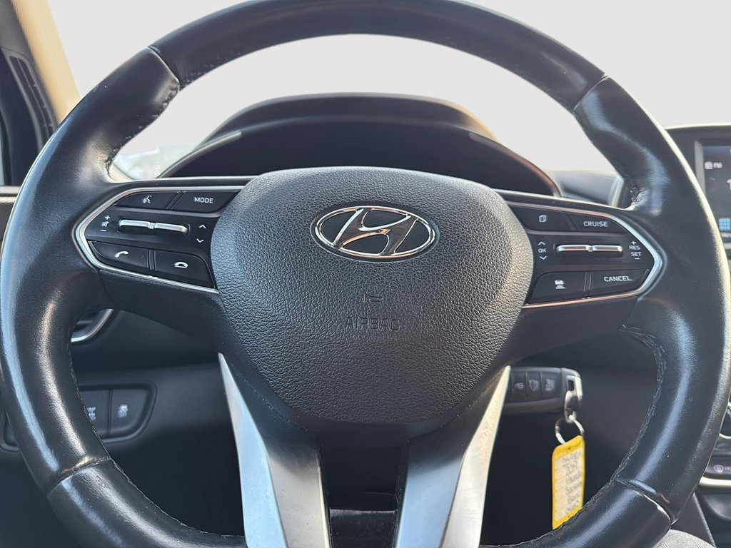 2019 Hyundai Santa Fe Essential in Drummondville, Quebec - 11 - w1024h768px