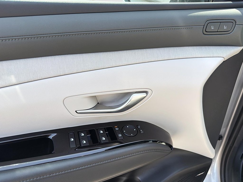 2025 Hyundai Tucson Hybrid Ultimate in Drummondville, Quebec - 10 - w1024h768px