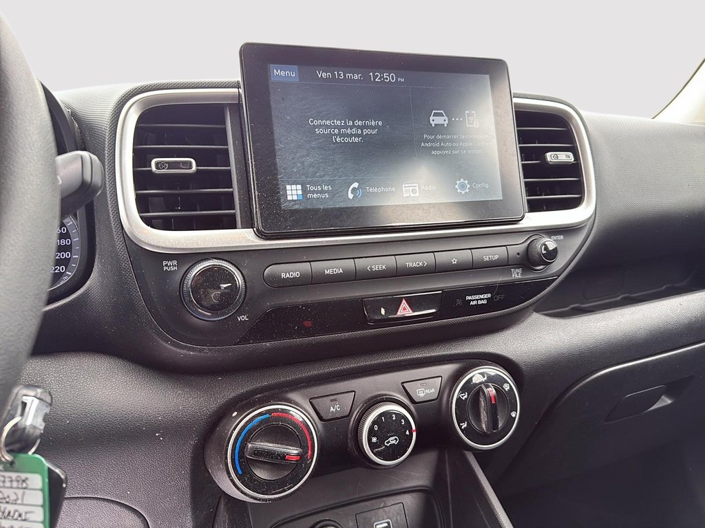 Hyundai Venue Essential 2021 à Drummondville, Québec - 17 - w1024h768px