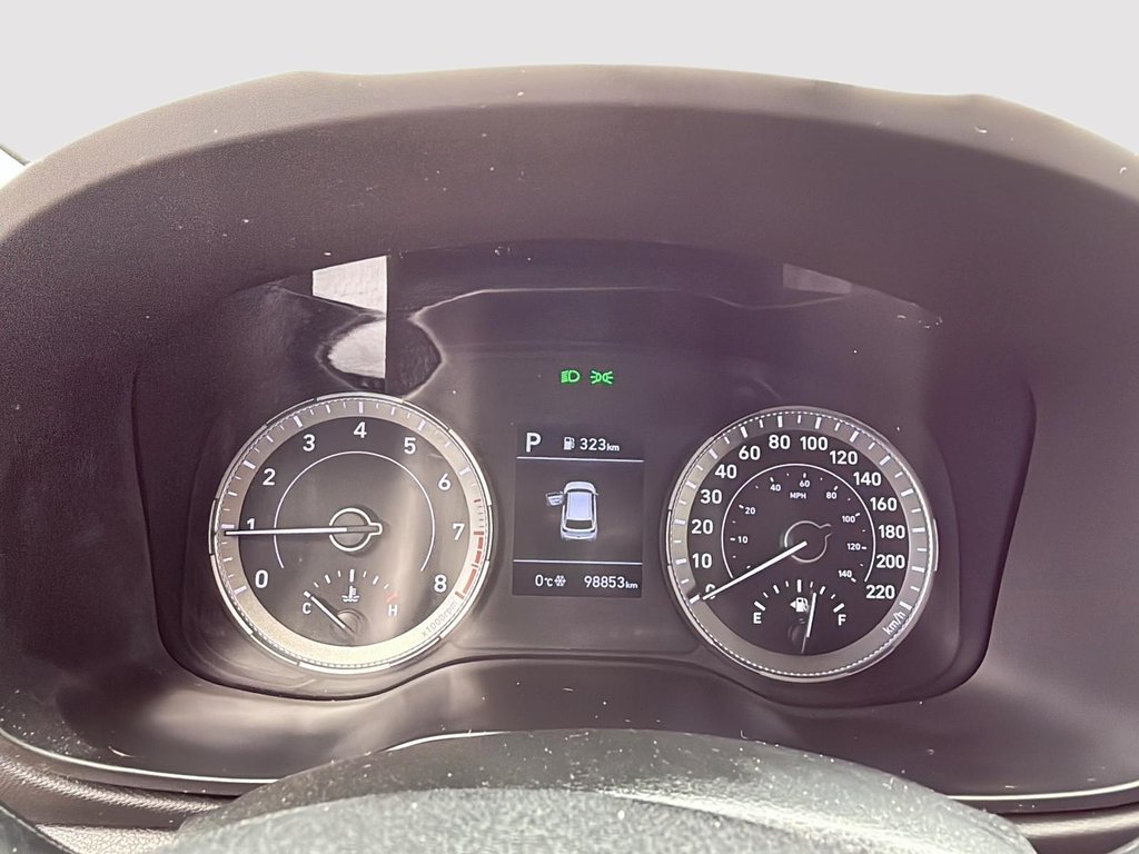 Hyundai Venue Essential 2021 à Drummondville, Québec - 16 - w1024h768px