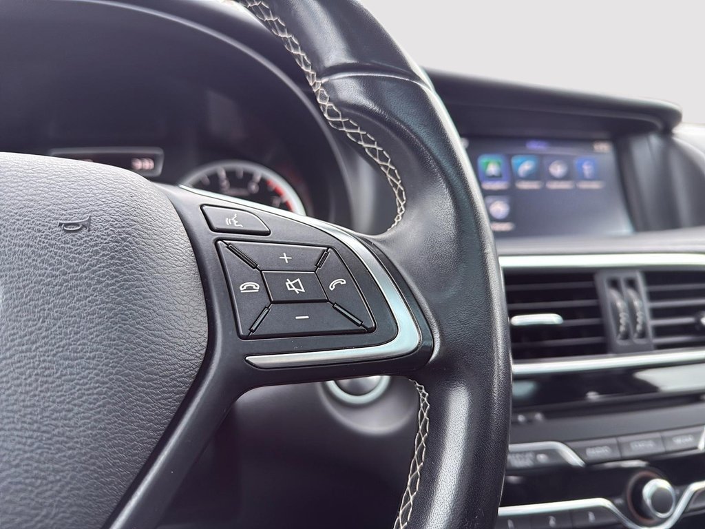 2018 Infiniti QX30 in Drummondville, Quebec - 15 - w1024h768px