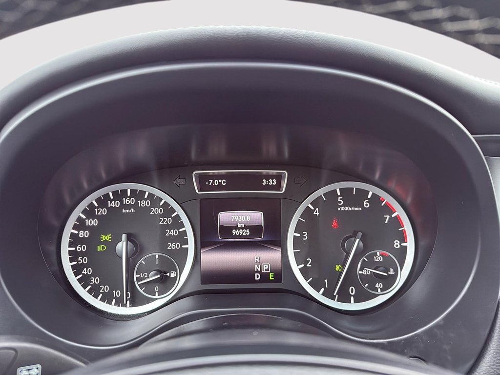 2018 Infiniti QX30 in Drummondville, Quebec - 16 - w1024h768px