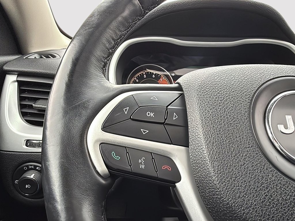 2017 Jeep Cherokee Trailhawk in Drummondville, Quebec - 15 - w1024h768px