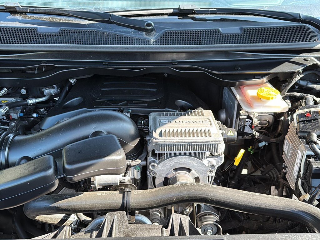2022 Jeep WAGONEER Series III in Drummondville, Quebec - 7 - w1024h768px