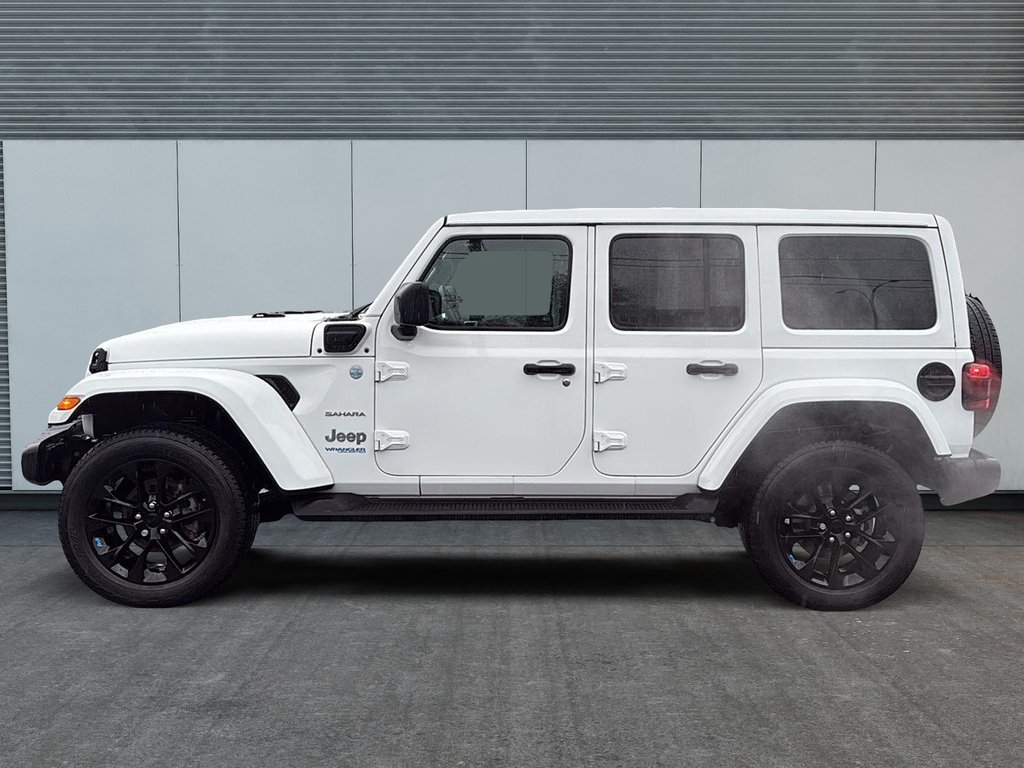 2022 Jeep Wrangler 4xe UNLIMITED SAHARA | TOIT SKY ONE TOUCH in Drummondville, Quebec - 5 - w1024h768px