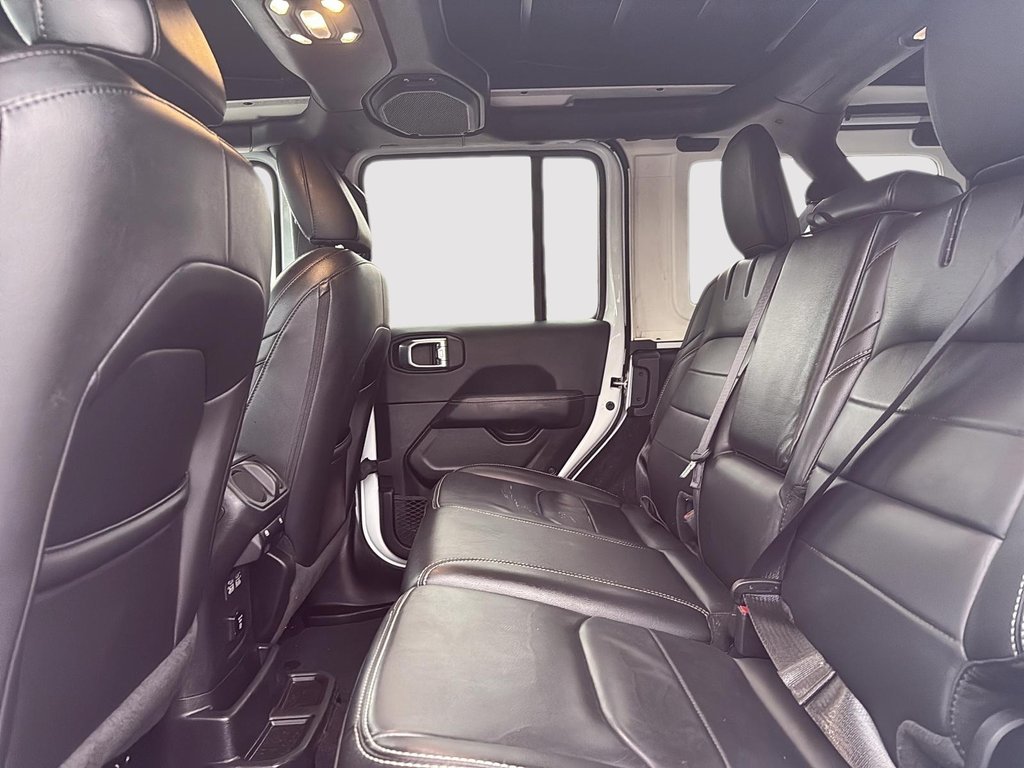 2022 Jeep Wrangler 4xe UNLIMITED SAHARA | TOIT SKY ONE TOUCH in Drummondville, Quebec - 10 - w1024h768px