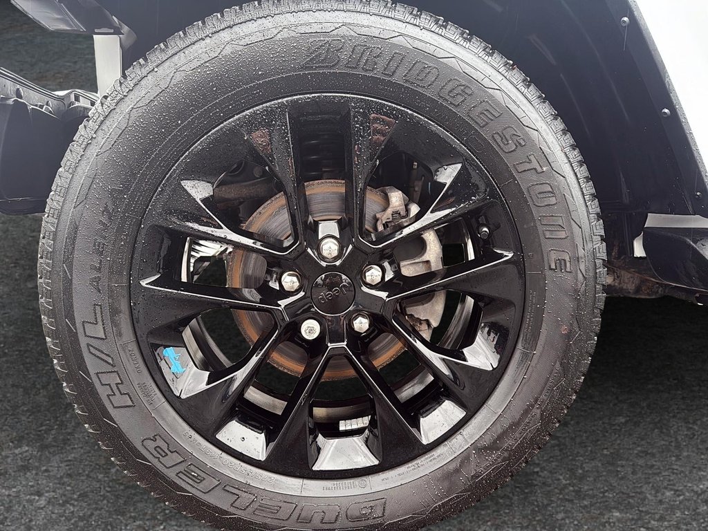 2022 Jeep Wrangler 4xe UNLIMITED SAHARA | TOIT SKY ONE TOUCH in Drummondville, Quebec - 7 - w1024h768px