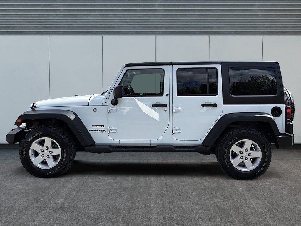 2018 Jeep WRANGLER JK UNLIMITED Sport in Drummondville, Quebec - 5 - w1024h768px