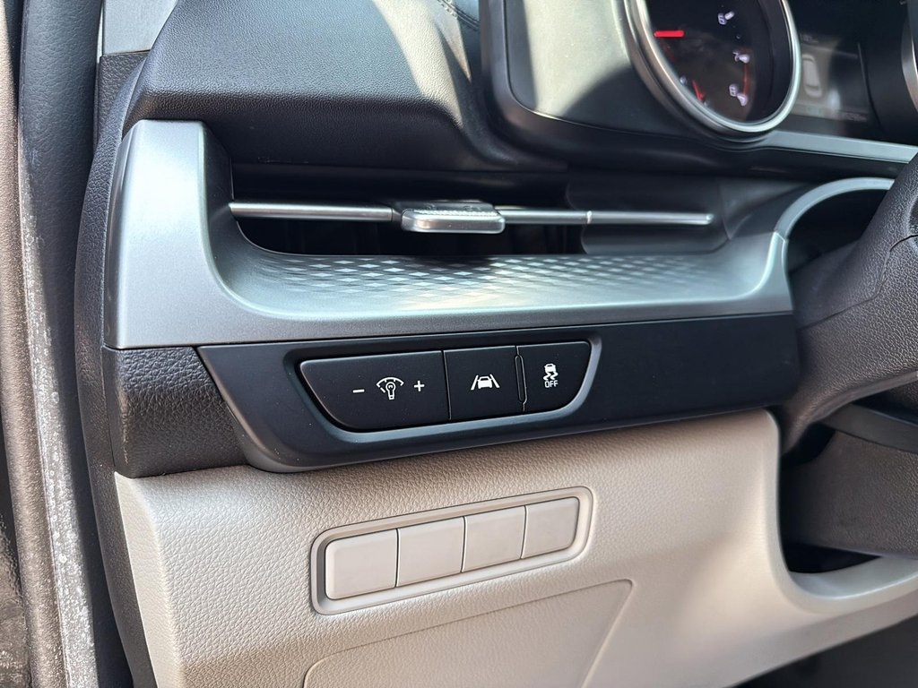 2023 Kia Carnival in Drummondville, Quebec - 14 - w1024h768px
