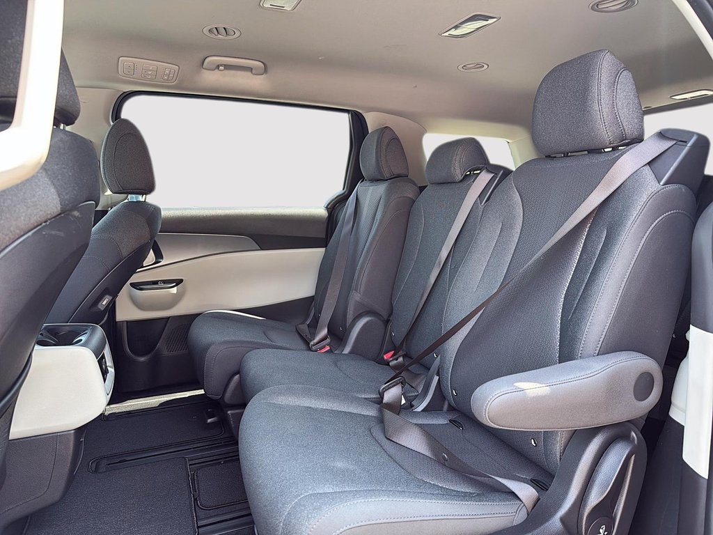 2023 Kia Carnival in Drummondville, Quebec - 10 - w1024h768px