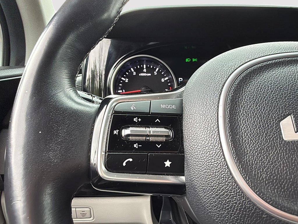 2023 Kia Carnival in Drummondville, Quebec - 14 - w1024h768px