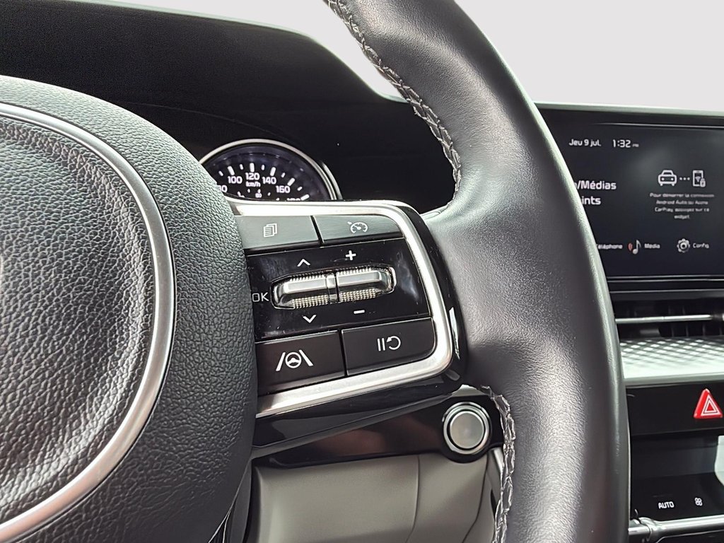 2023 Kia Carnival in Drummondville, Quebec - 15 - w1024h768px