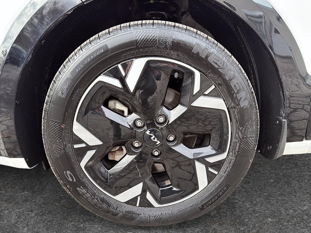 Kia Niro EV Limited 2023 à Drummondville, Québec - 7 - w1024h768px