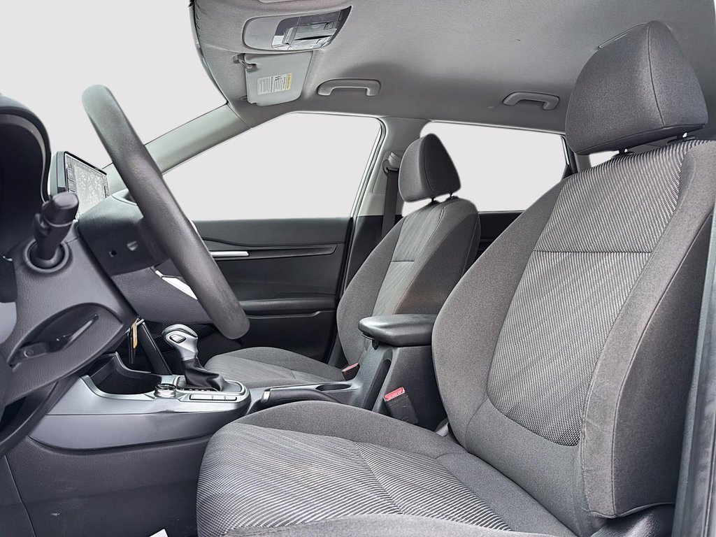 2021 Kia Seltos LX in Drummondville, Quebec - 9 - w1024h768px