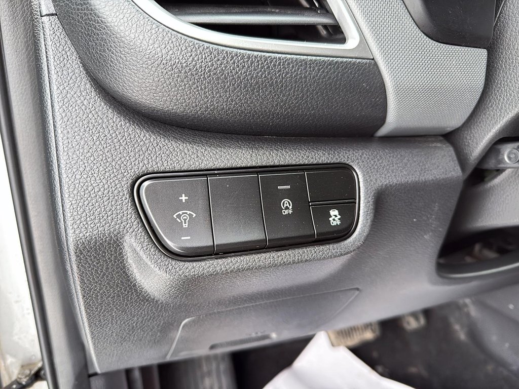 2021 Kia Seltos LX in Drummondville, Quebec - 13 - w1024h768px