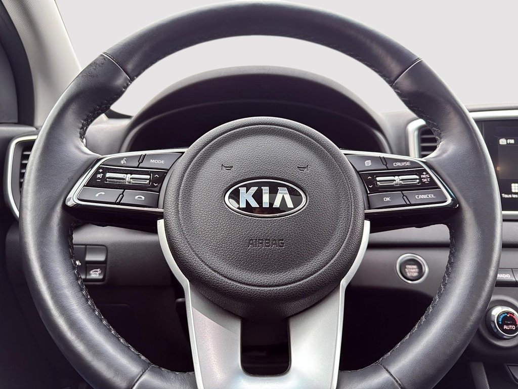 2022 Kia Sportage in Drummondville, Quebec - 14 - w1024h768px