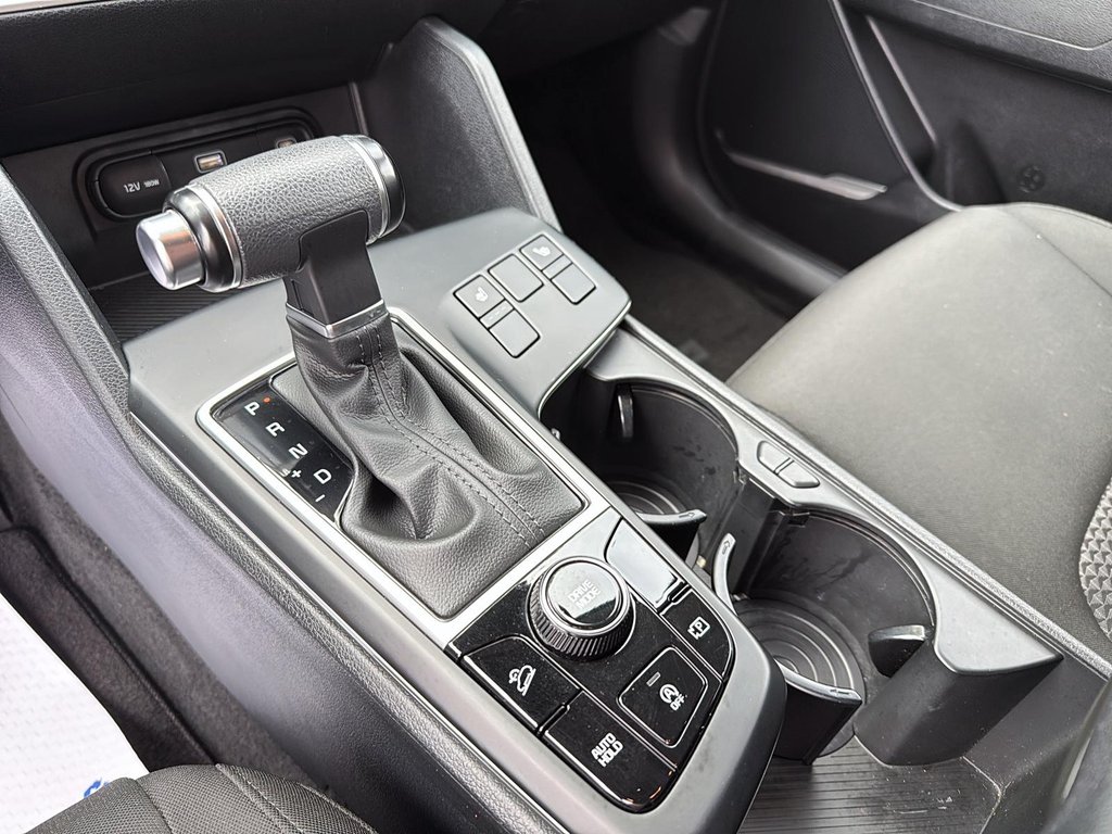2023 Kia Sportage LX in Drummondville, Quebec - 18 - w1024h768px
