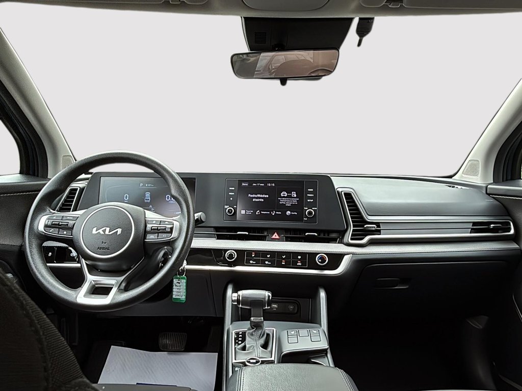 2023 Kia Sportage LX in Drummondville, Quebec - 11 - w1024h768px