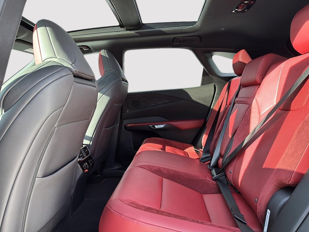 Lexus RX 350 2023 à Drummondville, Québec - 11 - w1024h768px