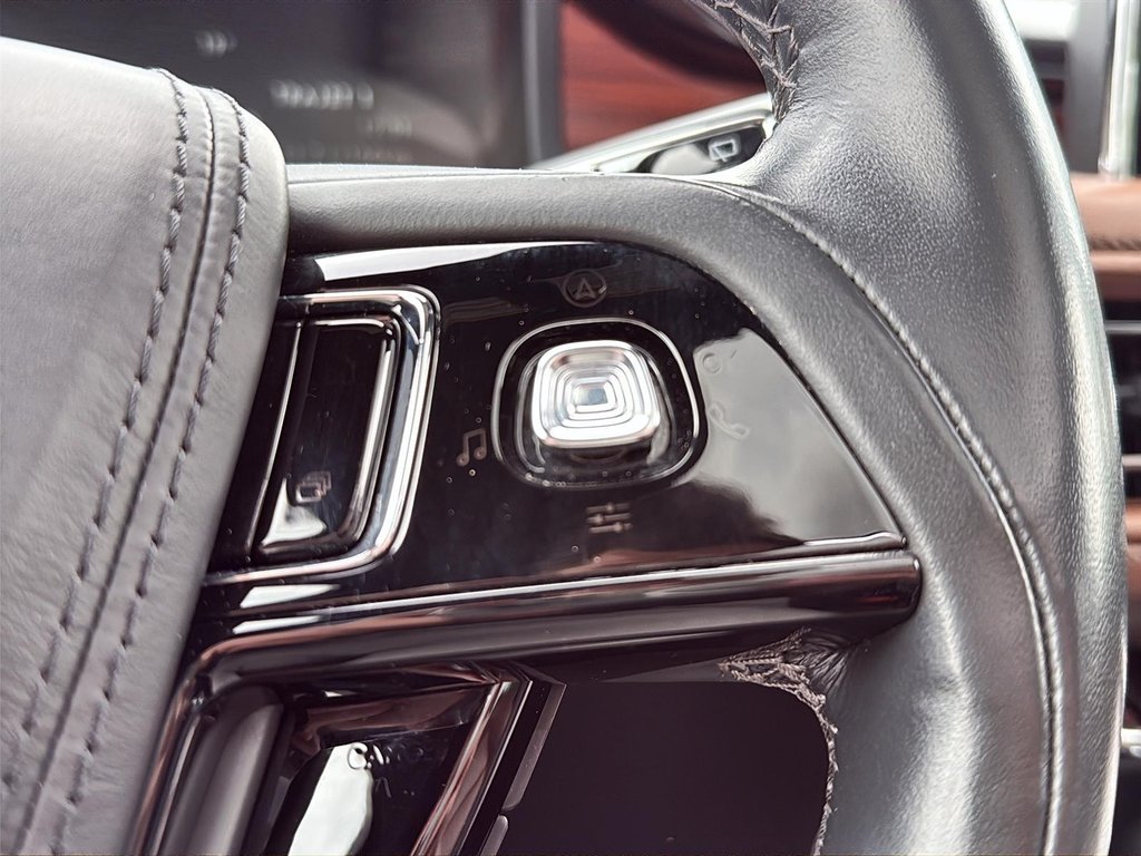 2023 Lincoln Aviator Reserve in Drummondville, Quebec - 15 - w1024h768px