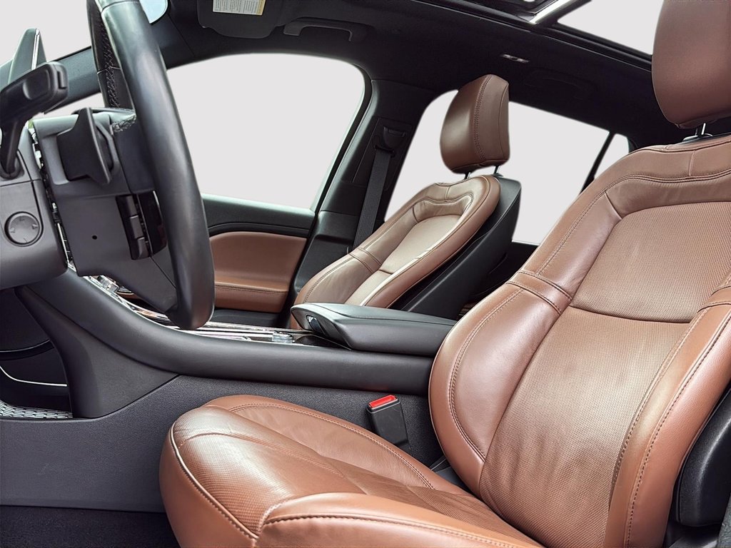 2023 Lincoln Aviator Reserve in Drummondville, Quebec - 8 - w1024h768px