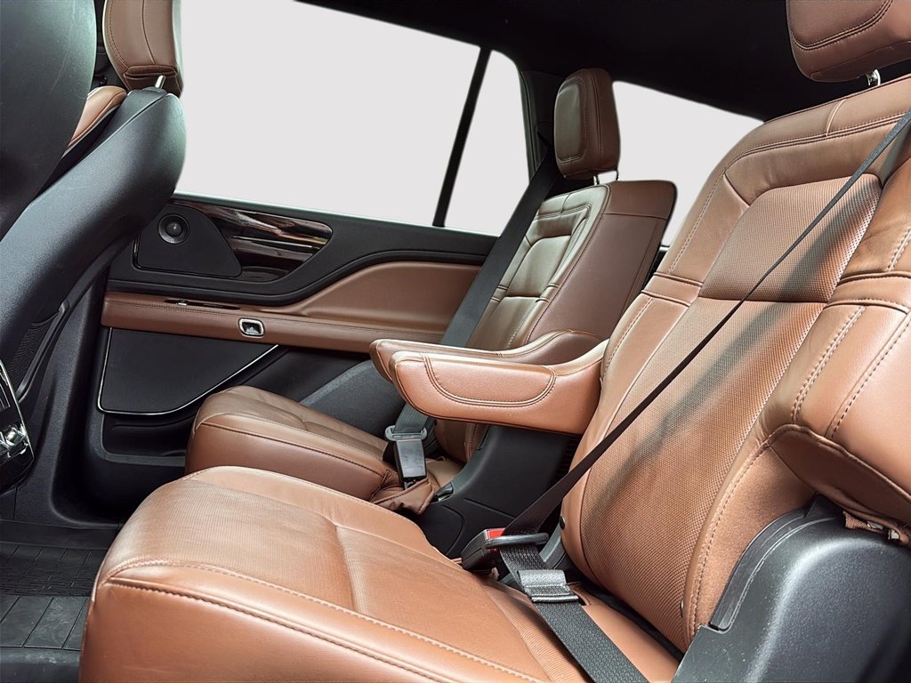 2023 Lincoln Aviator Reserve in Drummondville, Quebec - 9 - w1024h768px