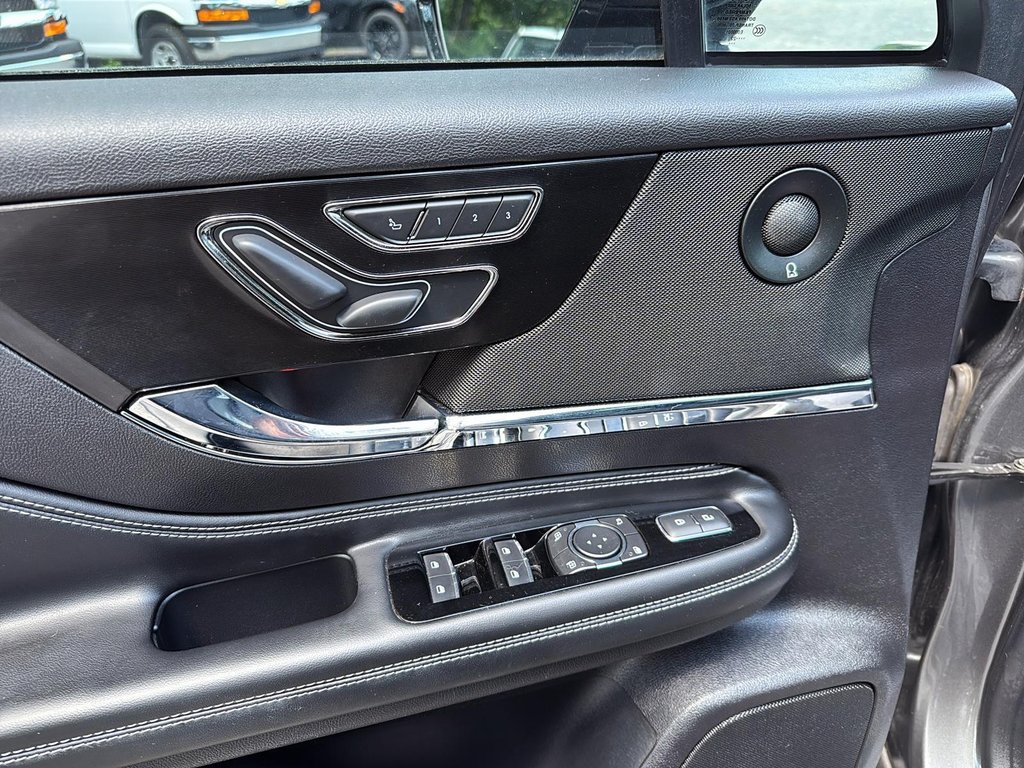 Lincoln CORSAIR Reserve AWD 2022 à Drummondville, Québec - 11 - w1024h768px