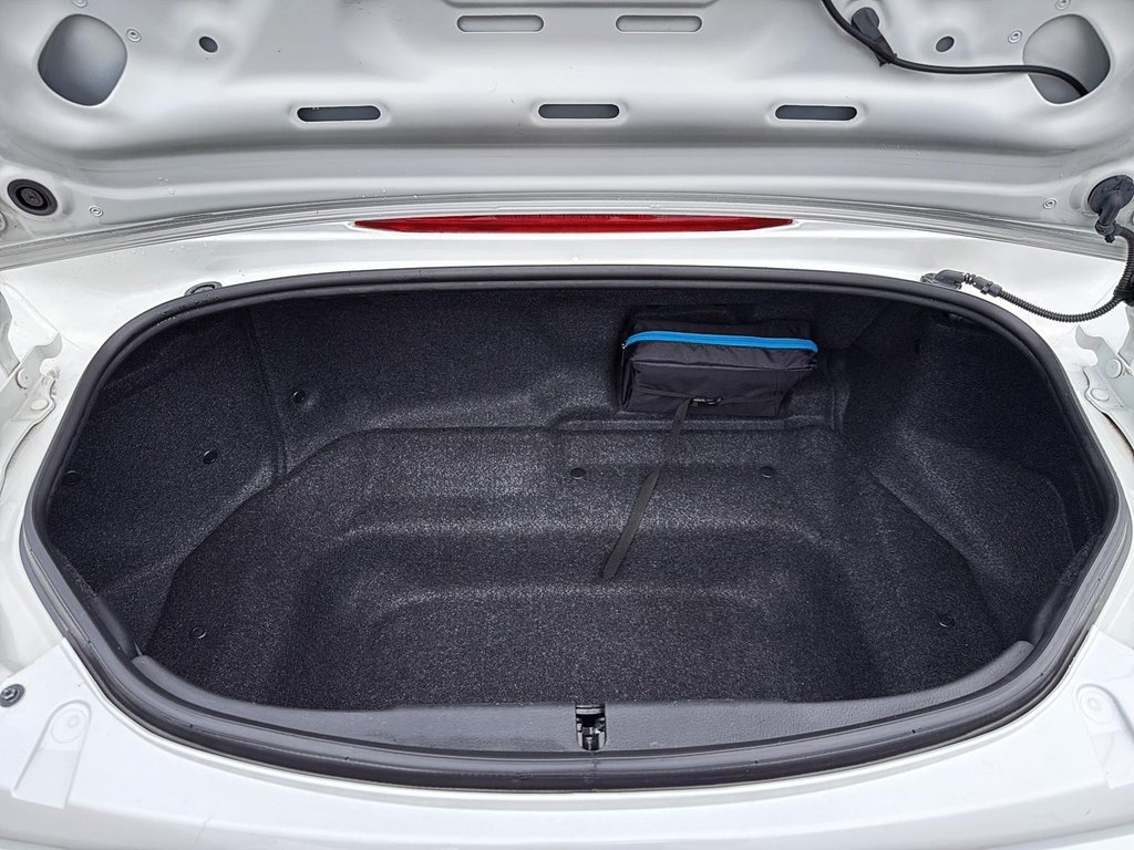 2019 Mazda MX-5 GT in Drummondville, Quebec - 9 - w1024h768px