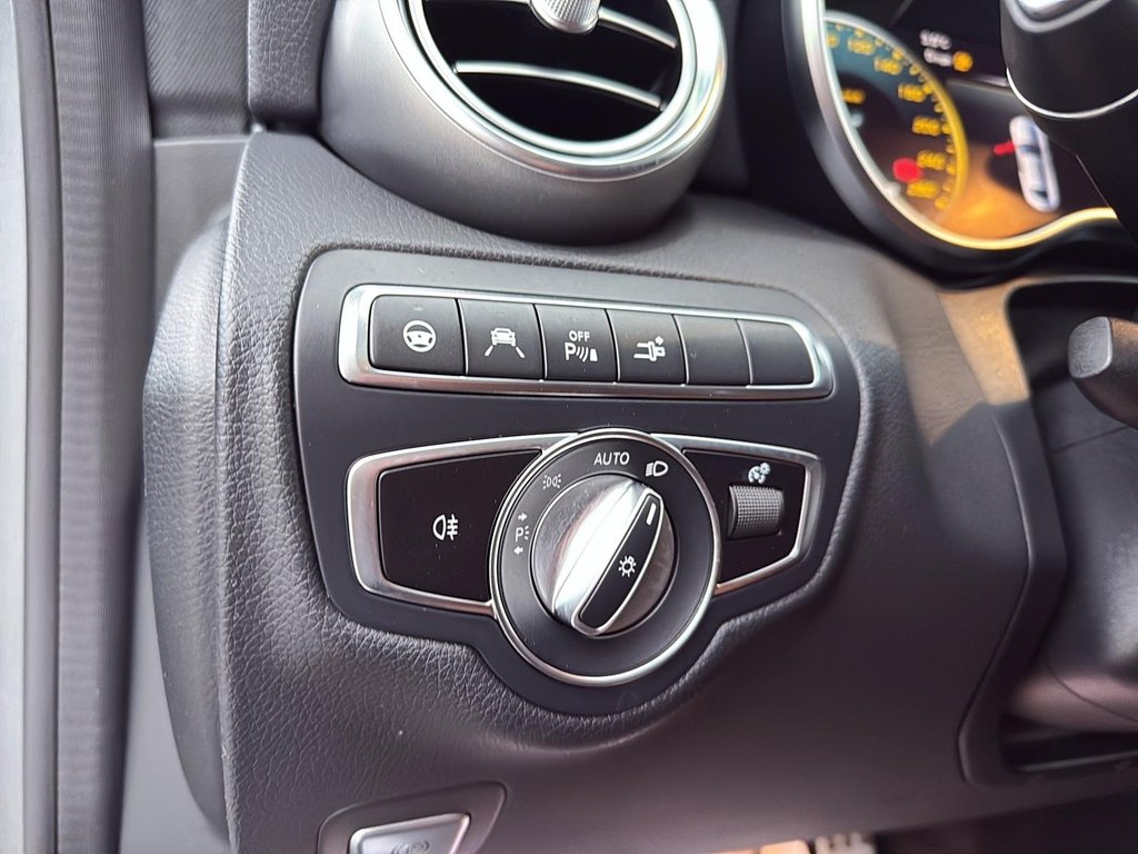 Mercedes-Benz C-Class AMG C 43 2021 à Drummondville, Québec - 12 - w1024h768px