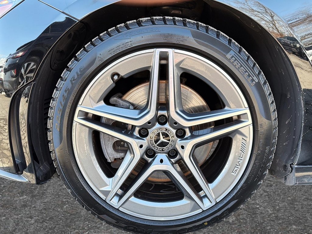2022 Mercedes-Benz CLA 250 in Drummondville, Quebec - 7 - w1024h768px
