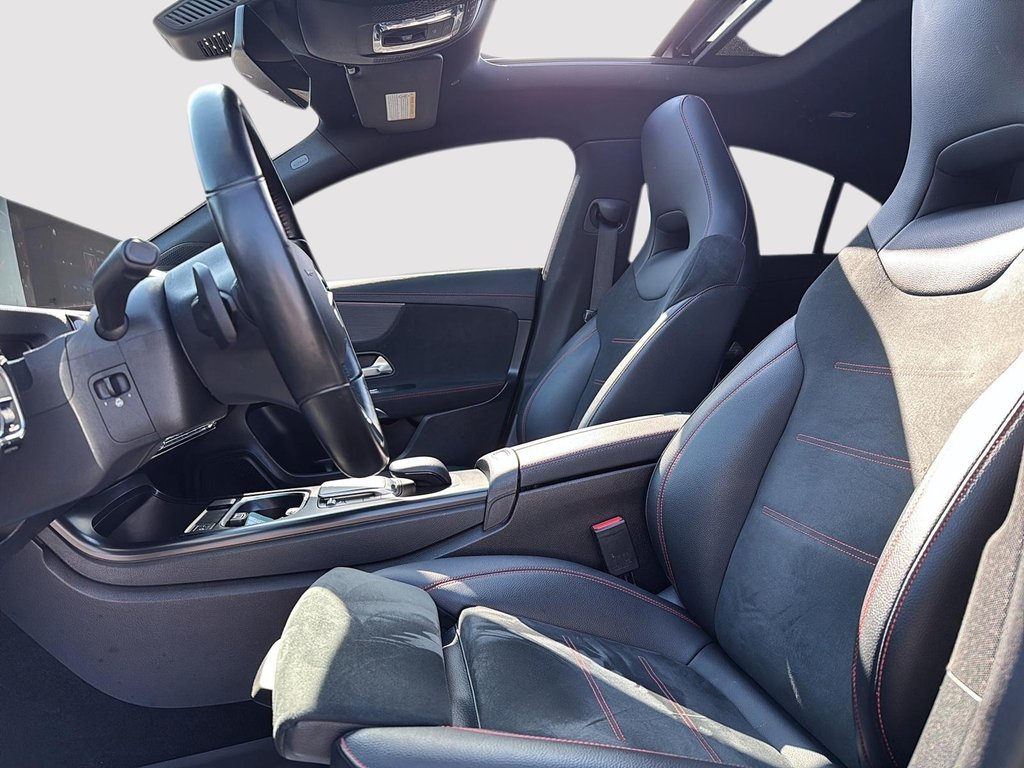 2022 Mercedes-Benz CLA 250 in Drummondville, Quebec - 9 - w1024h768px