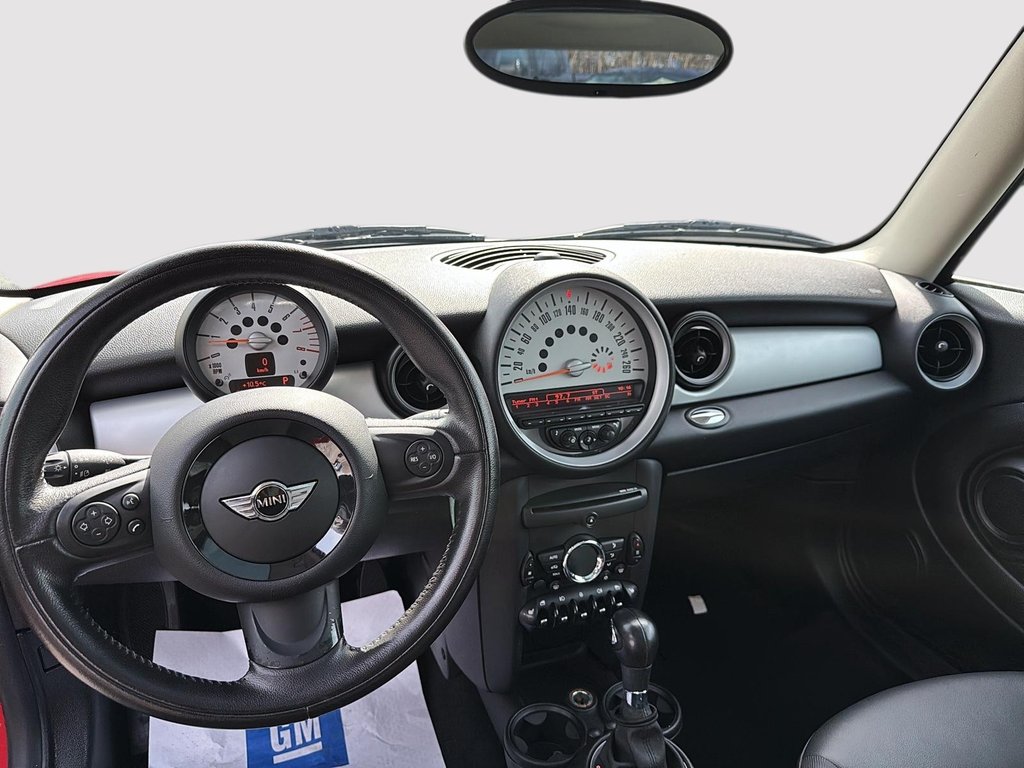 MINI Cooper Hardtop  2012 à Drummondville, Québec - 9 - w1024h768px