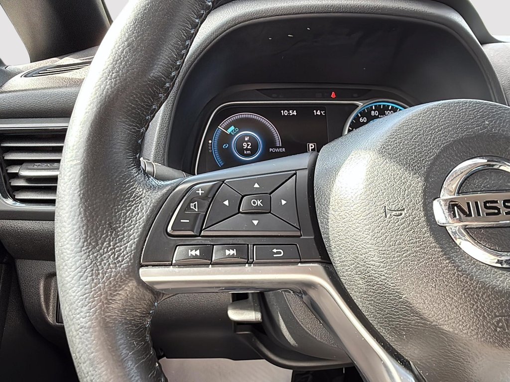 2019 Nissan LEAF in Drummondville, Quebec - 15 - w1024h768px