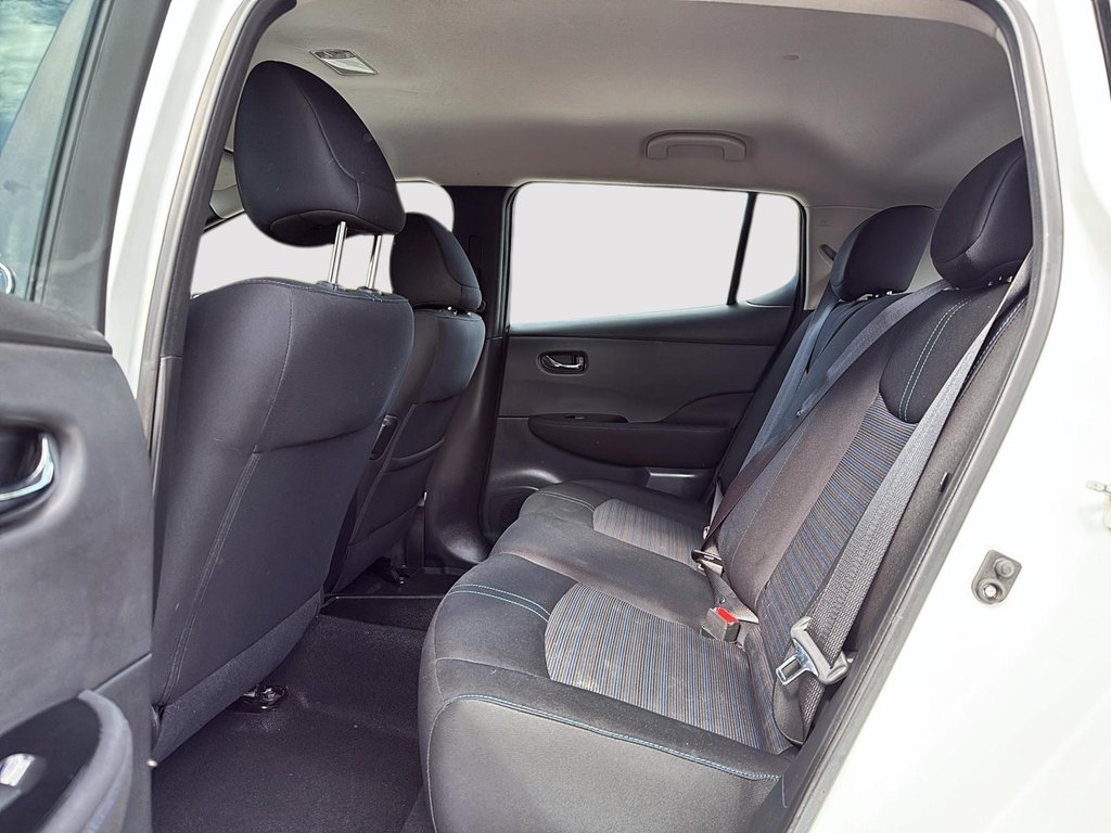 2019 Nissan LEAF in Drummondville, Quebec - 10 - w1024h768px