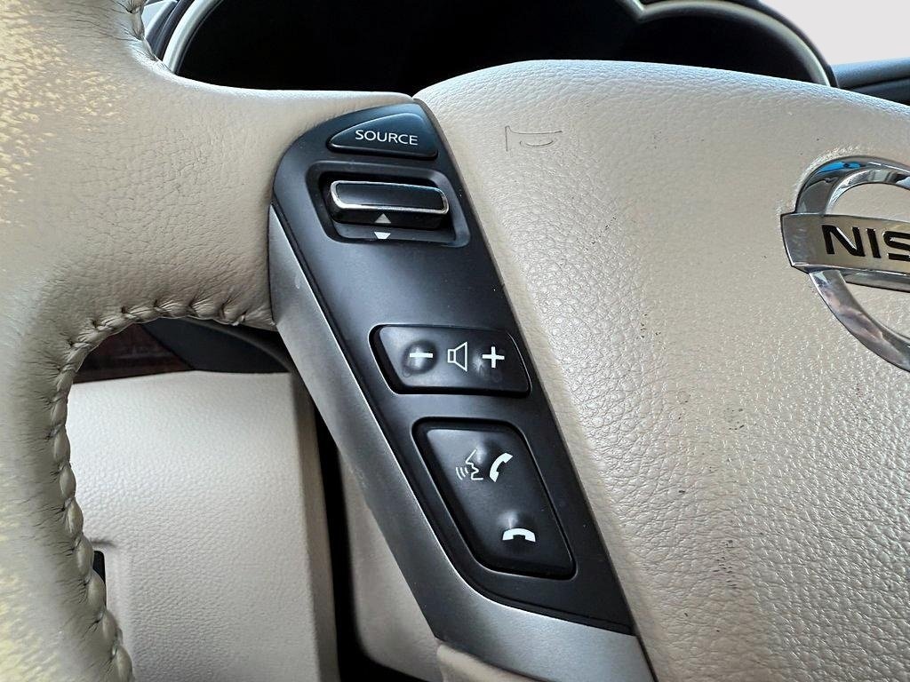 2012 Nissan Quest SV in Drummondville, Quebec - 14 - w1024h768px