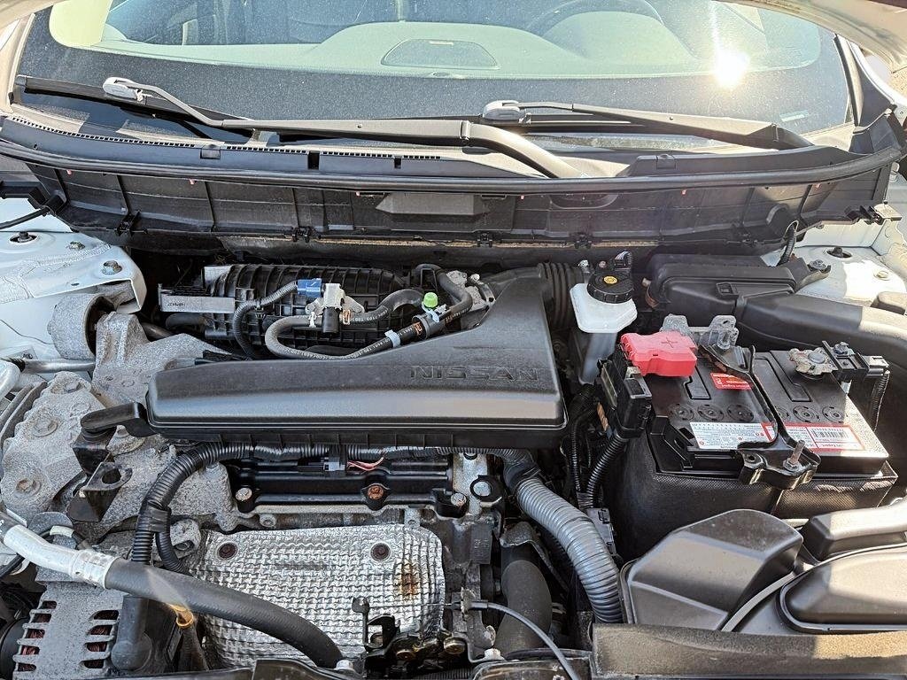 2017 Nissan Rogue SL in Drummondville, Quebec - 7 - w1024h768px