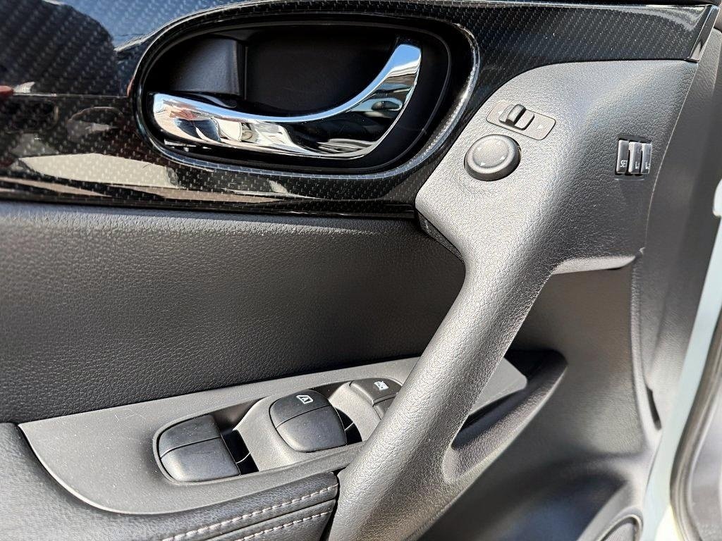 2017 Nissan Rogue SL in Drummondville, Quebec - 11 - w1024h768px