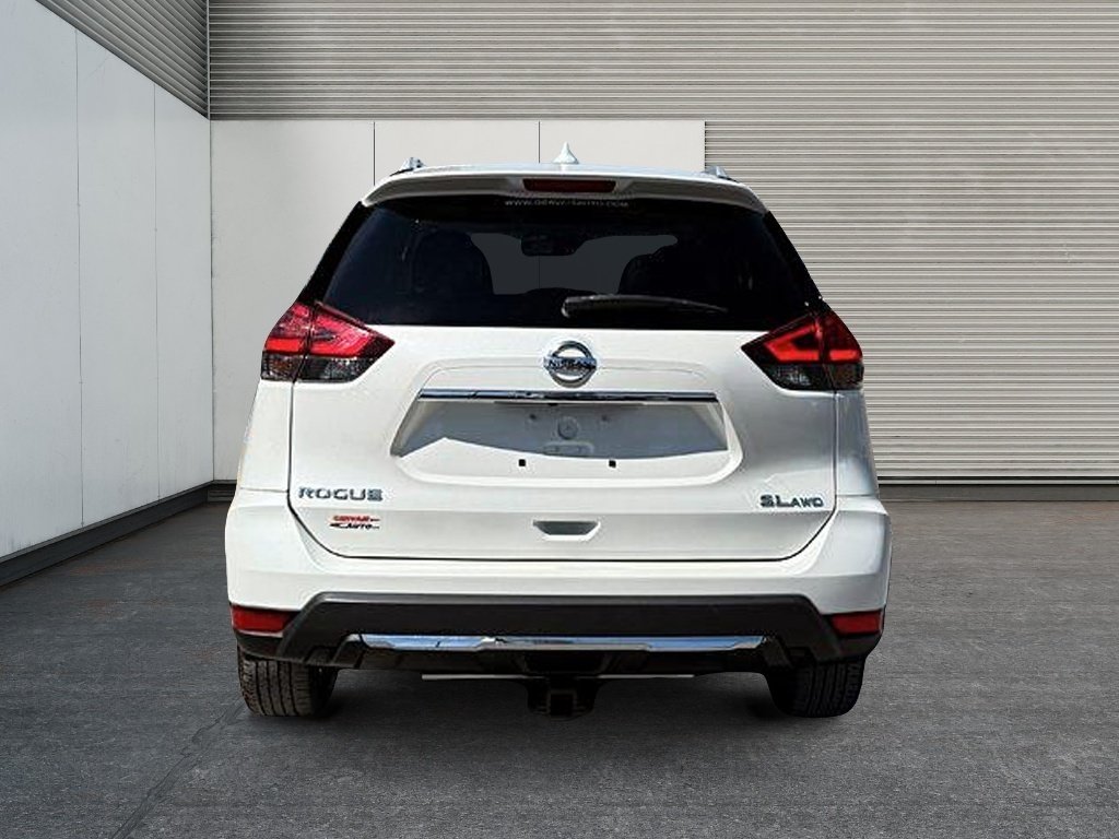 2017 Nissan Rogue SL in Drummondville, Quebec - 4 - w1024h768px