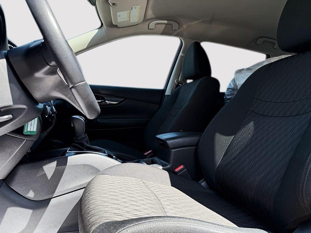 2020 Nissan Rogue SV in Drummondville, Quebec - 8 - w1024h768px