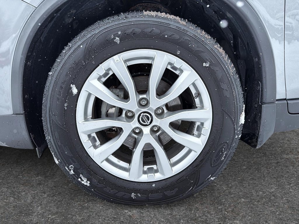 Nissan Rogue  2020 à Drummondville, Québec - 6 - w1024h768px