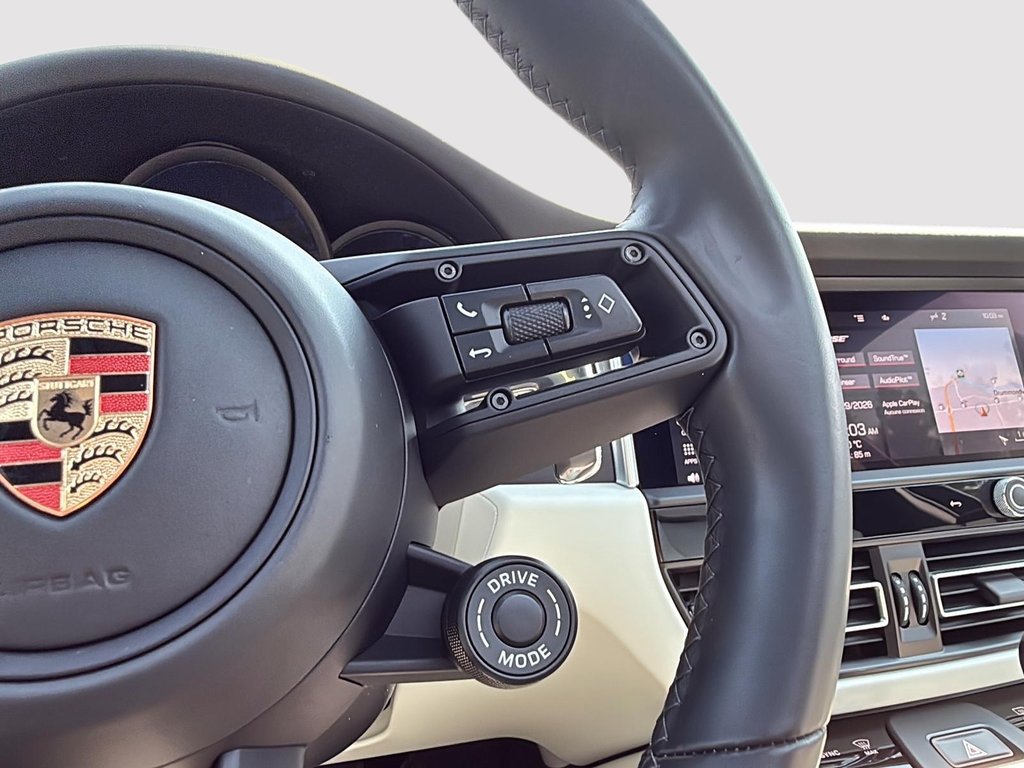 2024 Porsche Macan GTS in Drummondville, Quebec - 16 - w1024h768px